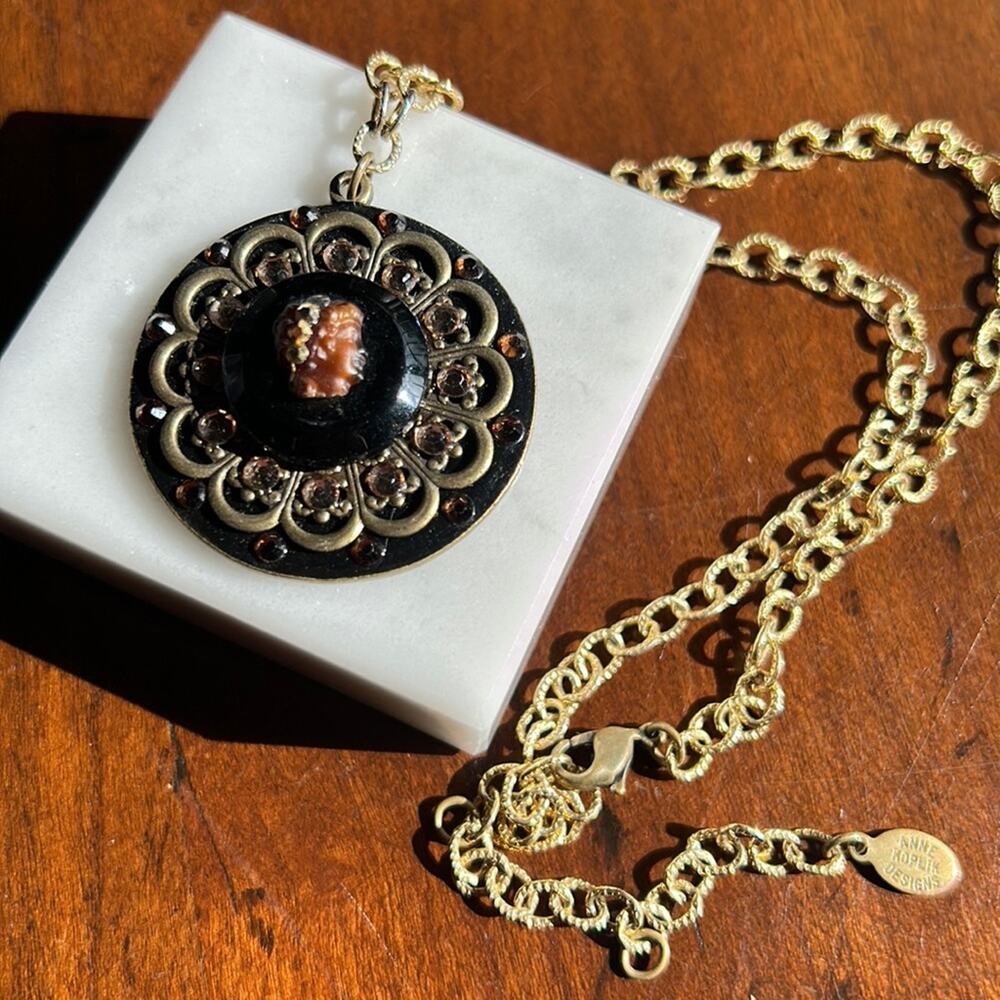 Anne Koplik Designs Cameo Pendant Necklace #165